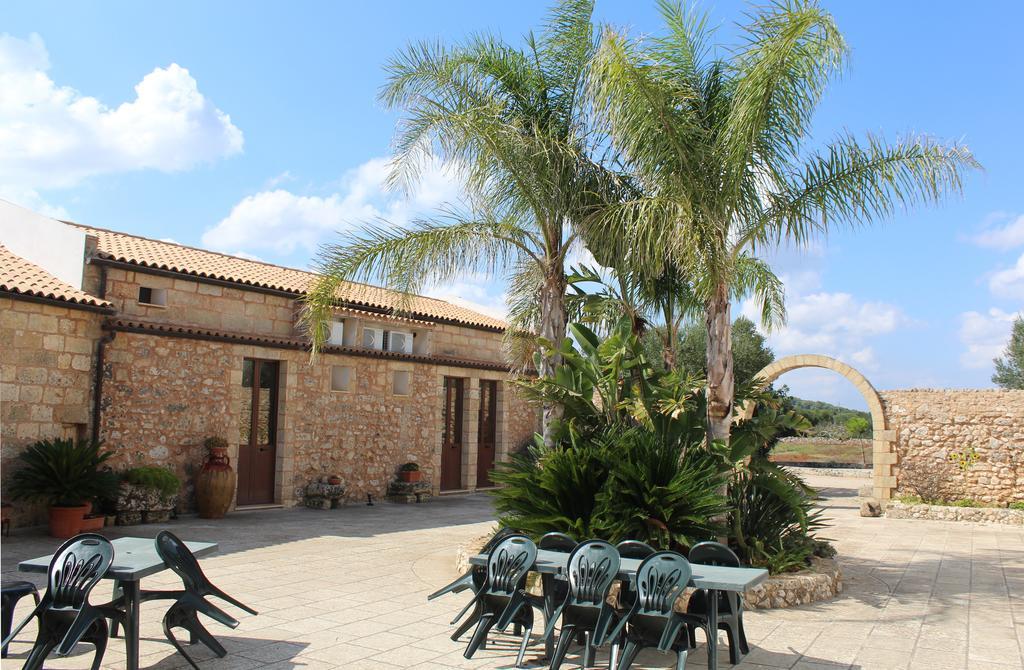Azienda Agrituristica Masseria La Verna Patù Buitenkant foto