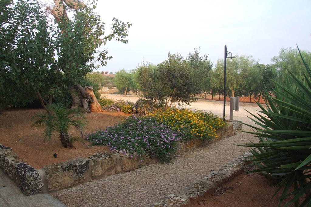 Azienda Agrituristica Masseria La Verna Patù Buitenkant foto